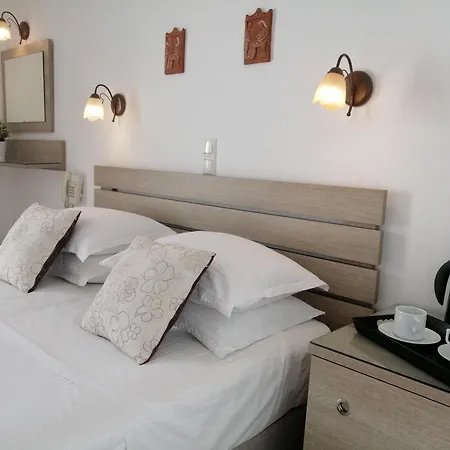 Christina Hotel, Adults Only, Heated Salt Water Pool Отель