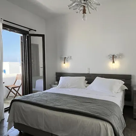Christina Hotel, Adults Only, Heated Salt Water Pool Отель 2*