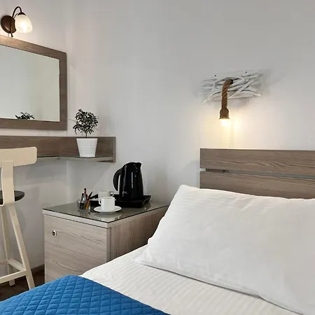 Christina Hotel, Adults Only, Heated Salt Water Pool Hotel 2*