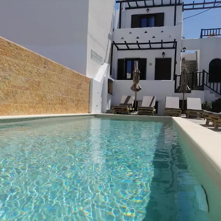 Christina Hotel, Adults Only, Heated Salt Water Pool Otel
