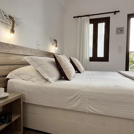 Christina Hotel, Adults Only, Heated Salt Water Pool Hotel Náoussa
