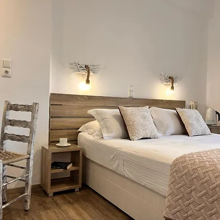 Hotel Christina Naousa (Paros)