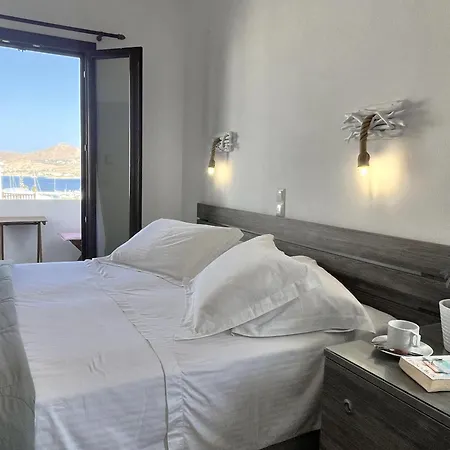 Christina Hotel, Adults Only, Heated Salt Water Pool Otel 2*