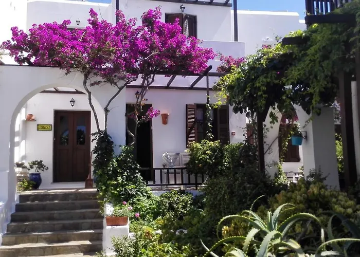 Christina Hotel Naousa (Paros)