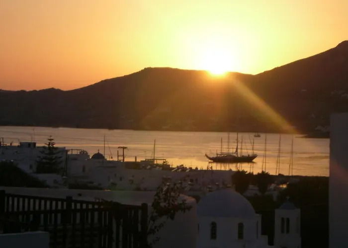 Christina Hotel Naousa (Paros)